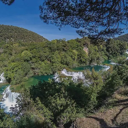 아파트 Amazing In With Wifi Kasic